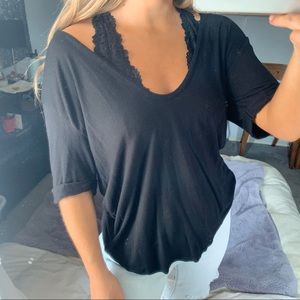 Black essential short sleeve